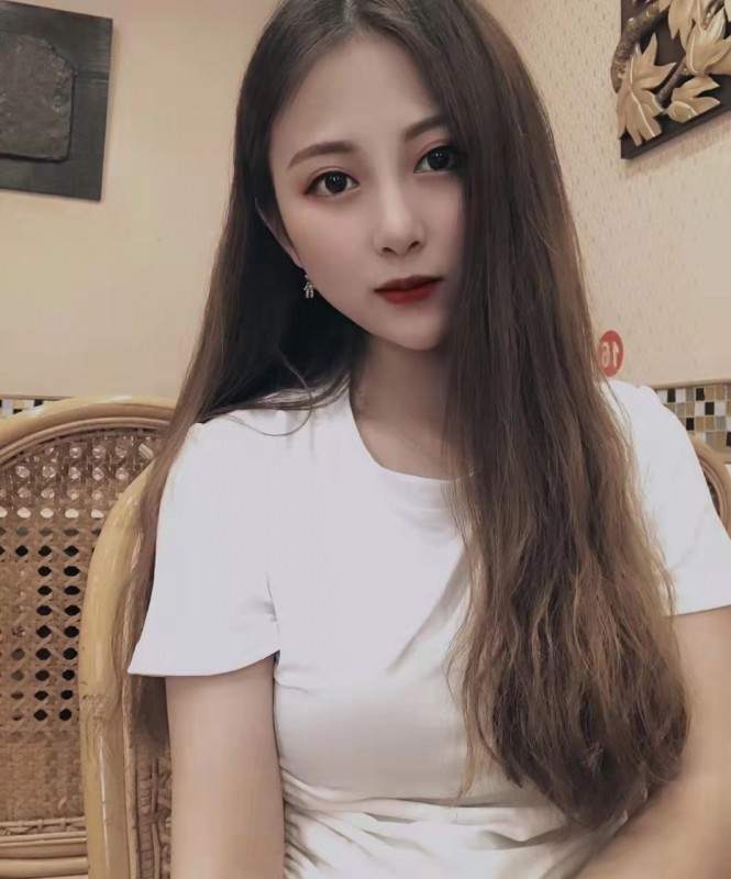 服务系美女.