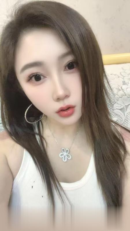 青岛天然美乳御姐